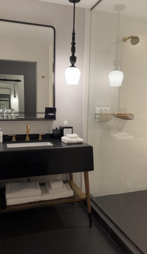 CT-US-Kimpton-Gray-Hotel-3