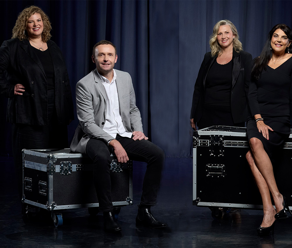 SS-global-desktop-your-backstage-crew