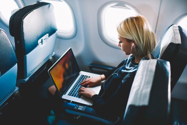 ct-us_working while flying